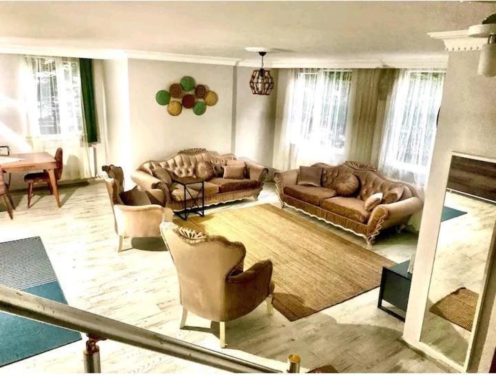 Ahmet Teacher Hotel, 5 Minutes From The Airport Arnavutkoy Exterior photo