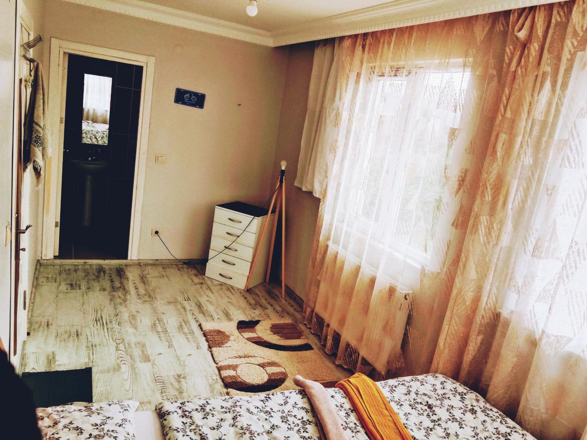Ahmet Teacher Hotel, 5 Minutes From The Airport Arnavutkoy Exterior photo