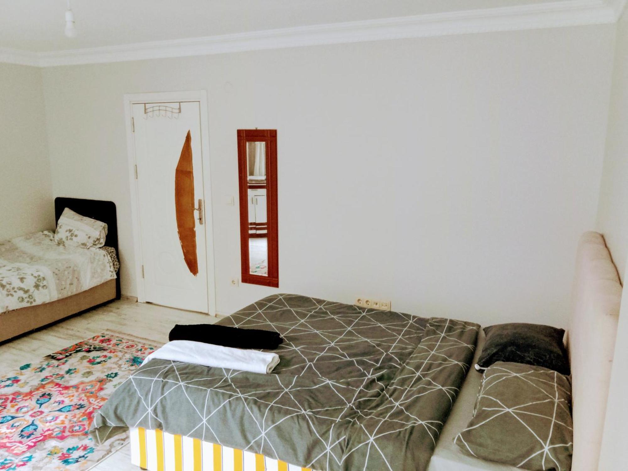 Ahmet Teacher Hotel, 5 Minutes From The Airport Arnavutkoy Exterior photo